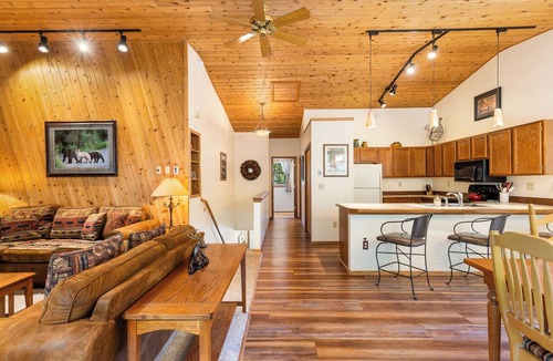 Big Sky Condo | Lone Pine Retreat | Big Sky | Pet Friendly!