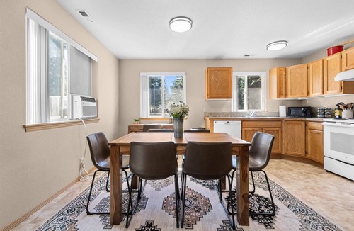 Hayden House | Long Stays Welcome |Single Level Home w/Fireplace |Close to Silverwood, Restaurants & Hayden Lake!