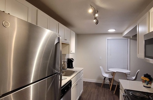 Bremerton Apartment | Long Term Discount! 1BR Home, Close To Everything