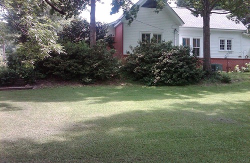 Sumrall Cottage | Longleaf Cottage Bed & Breakfast- Pet Friendly - Heated Pool - 41 Mile Bike Path