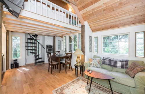 Point Roberts Cottage | Look out on a 250 acre park
