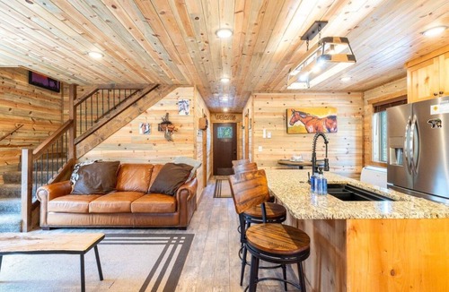 Island Park Cabin | Looking for a quiet, western cabin -Colt Cabin is just 40 minutes from YNP