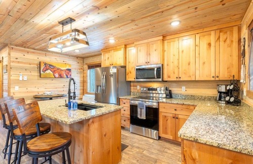 Island Park Cabin | Looking for a quiet, western cabin -Colt Cabin is just 40 minutes from YNP