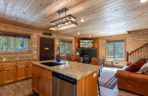 Island Park Cabin | Looking for a quiet, western cabin -Colt Cabin is just 40 minutes from YNP