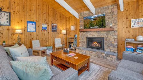 Overlook Park House | Lookout - Unit 2