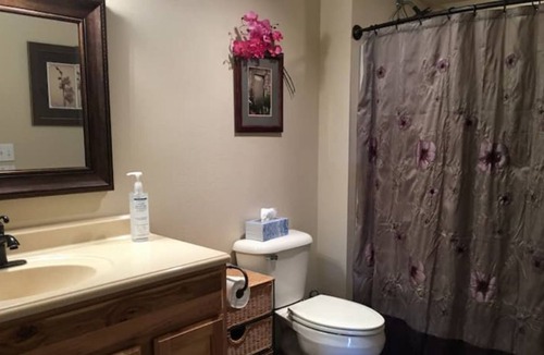 Hot Springs Apartment | Lovely 2-bedroom Apt near Hot Mineral Soaks