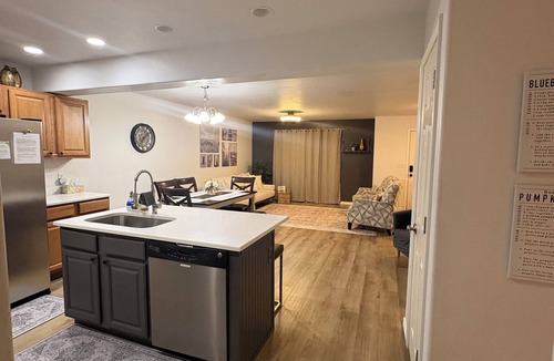 Spanish Fork House | Lovely 4-bedroom townhome in Spanish Fork with WiFi and all amenities needed.