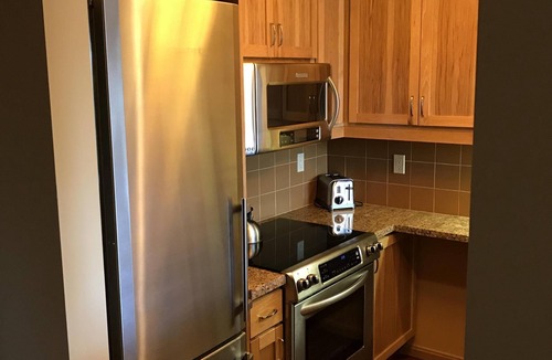 Cle Elum Condo | Lovely Suncadia Lodge - Private Bedroom (King), Sleeper Sofa Queen