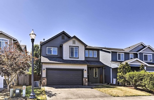 Five Corners House | Lovely Vancouver Home < 18 Mi to Portland!