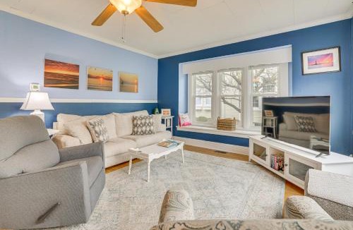 Ludington House | Ludington Home w/6 Bicycles < 1 Mi to Beach!