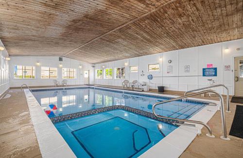 Ludington Hotel | Ludington Pier House