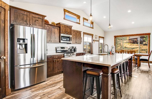 Sweetwater House | Luxe lake view, dog-friendly home w/access to pool, hot tub, & beach