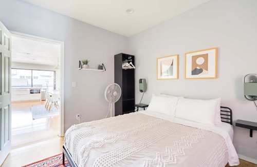 Alphabet Historic District Apartment | Luxurious Portland 3BR in the Pearl District