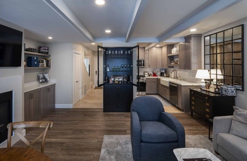 Sun Valley Condo | Luxurious Remodel- Walking Distance & Resort Pool Access