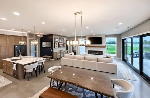 LaPlatte I House | Luxurious River House with 5bdr 3bth 3000+sqft