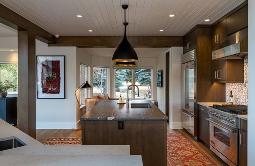 Sun Valley House | Luxurious Sun Valley Mountain Retreat on Golf Course