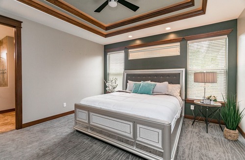 Cedar Rapids House | Luxury 3-Bed VRBO in Cedar Rapids, IA! Sleeps 10. Book Now!