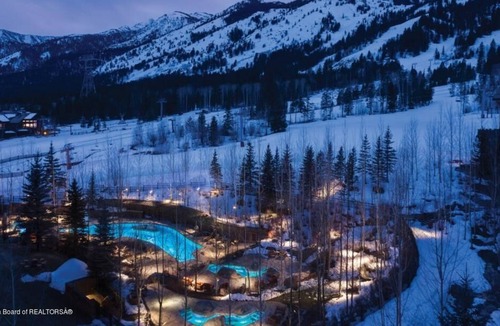 Teton Village Resort | Luxury 3BR Four Seasons Residence Club Jackson Hole + Amenities