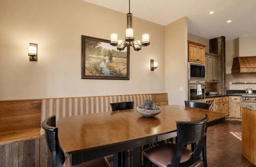 McCall House | Luxury 3BR McCall Home | Outdoor Kitchen & River