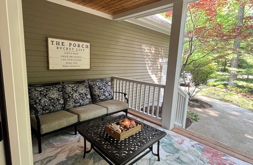 Glen Arbor House | Luxury AC’d 4bed 4.5bth in Woodstone.