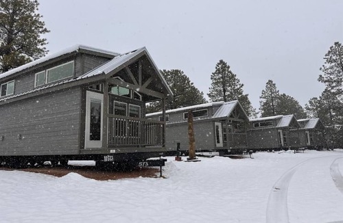 Williams Cabin | Luxury Cabin with Mountain View 4B