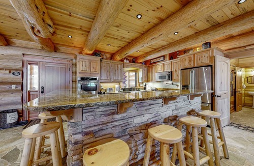 Tamarack Resort Cabin | Luxury Cascade Lakefront Lodge | Private Dock