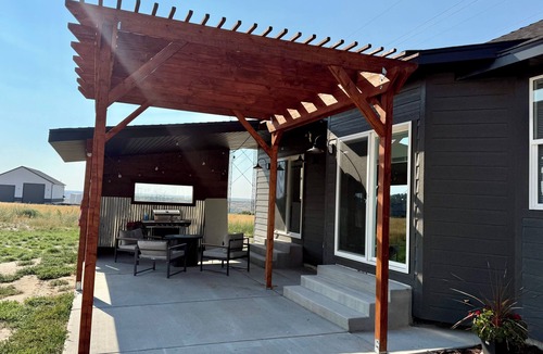 Springfield House | Luxury Country Escape – Idaho’s Hidden Gem on 6 Acres