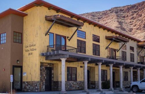 Moab Apartment | Luxury Downtown Moab Rental - La Dolce Vita Villa #1
