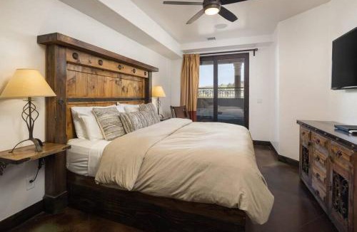 Moab Apartment | Luxury Downtown Rental (Hot Tub/Pet Friendly) - La Dolce Vita Villas #9