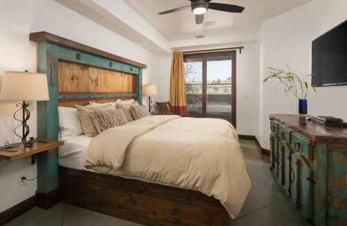 Moab Apartment | Luxury Downtown Rental (Hot Tub/Pet Friendly) - La Dolce Vita Villas #10
