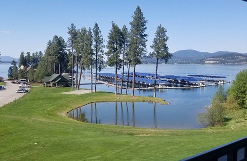 Coeur d'Alene Condo | Luxury Executive Condo with Lake View