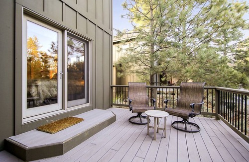 RiverWild Cabin | Luxury Family Resort Cabin with Pool, Hot Tub, and Deschutes River Trail Access in Bend, Oregon