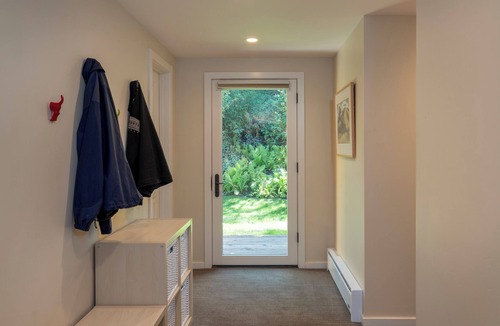 Ketchum House | Luxury Home With Lots of Light, Outdoor Space and a Short Walk to Ketchum