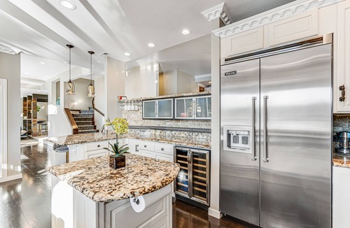Lakewood House | Luxury lakefront home w/private beach, kayaks, hot tub, dock, fireplaces & gym