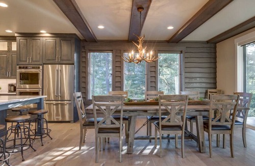 Tamarack Resort Cabin | Luxury Lakefront Lodge | Private Dock | Hot Tub