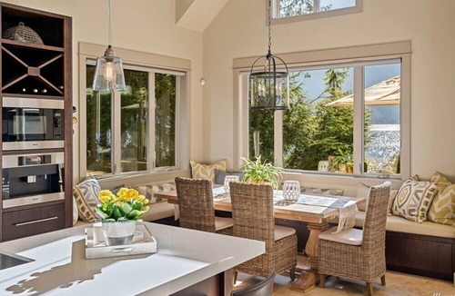 Lake Cavanaugh House | Luxury Lakefront - not far from Seattle