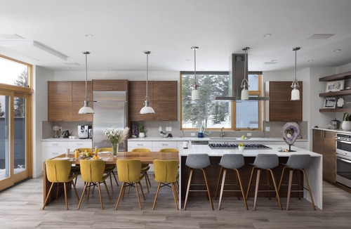 Wilson House | Luxury Mountain Modern with a Gym! Standing Desks. Hiking, Biking, Back Country.