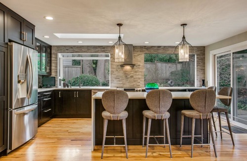Mercer Island House | Luxury on Mercer Island bus to Seattle or Bellevue