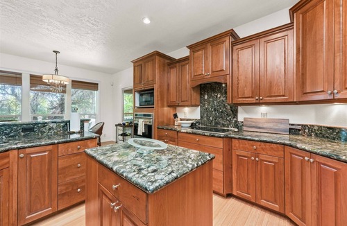Boise House | Luxury Picturesque Home On The Greenbelt