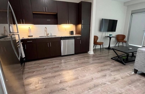 Grandview Heights Apartment | Luxury unit with great amenities