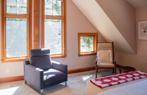 Port Townsend House | Luxury waterfront home on high bluff. Gorgeous views of ocean and sunsets.