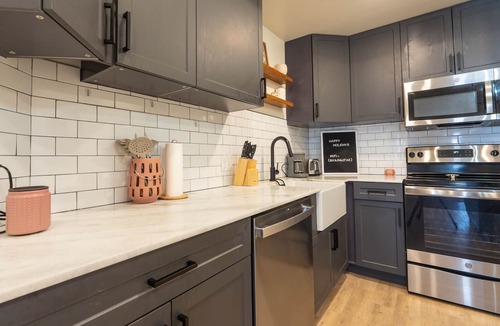 Rexburg Apartment | LUXURY YELLOWSTONE 2 BEDROOM SUITE