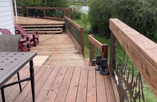 Mackay Cabin | Mackay Bunkhouse - Beautiful home with large deck right on the Big Lost River