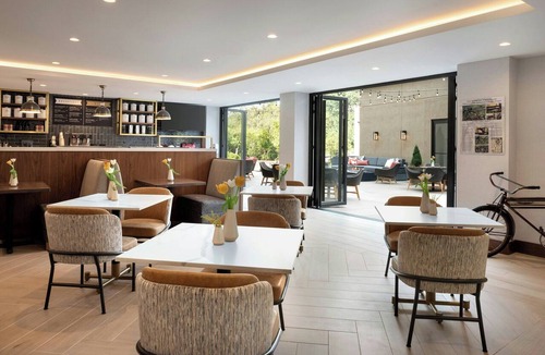 Madison Hotel | Madison Marriott South
