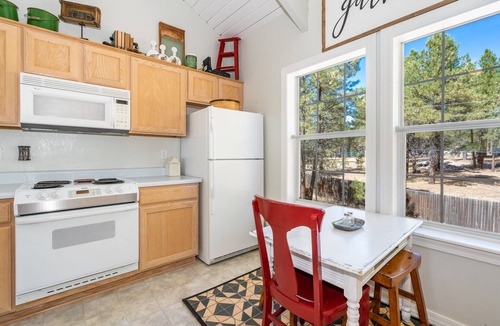 Flagstaff Cottage | Magdalena Cottage on 1/2 acre