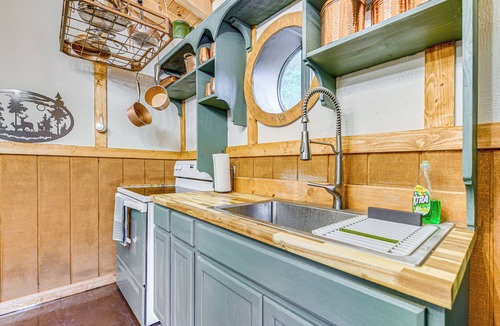 Cosby Cottage | Magical 2BR Hobbit Themed House near Gatlinburg