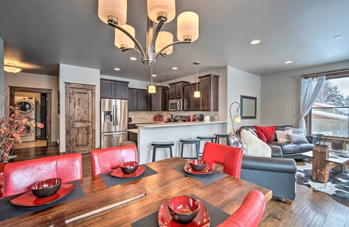 Bozeman Condo | Main St Bozeman Condo - Walk to Parks & Eateries!