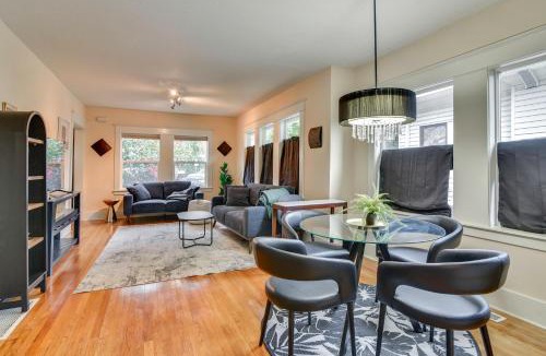 Hough House | Main Street Retreat! Urban Cottage in Vancouver