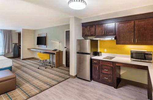 Spokane Hotel | MainStay Suites Spokane Airport
