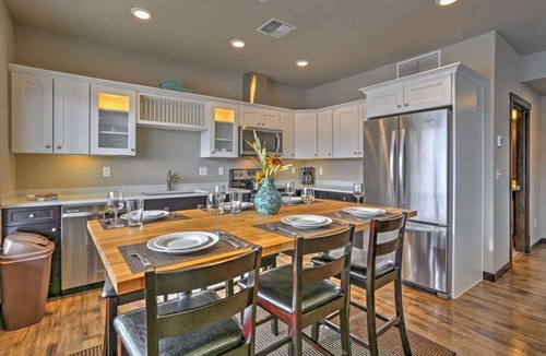 Manson Condo | Majestic Views/Lake Chelan/Pool and Spas!